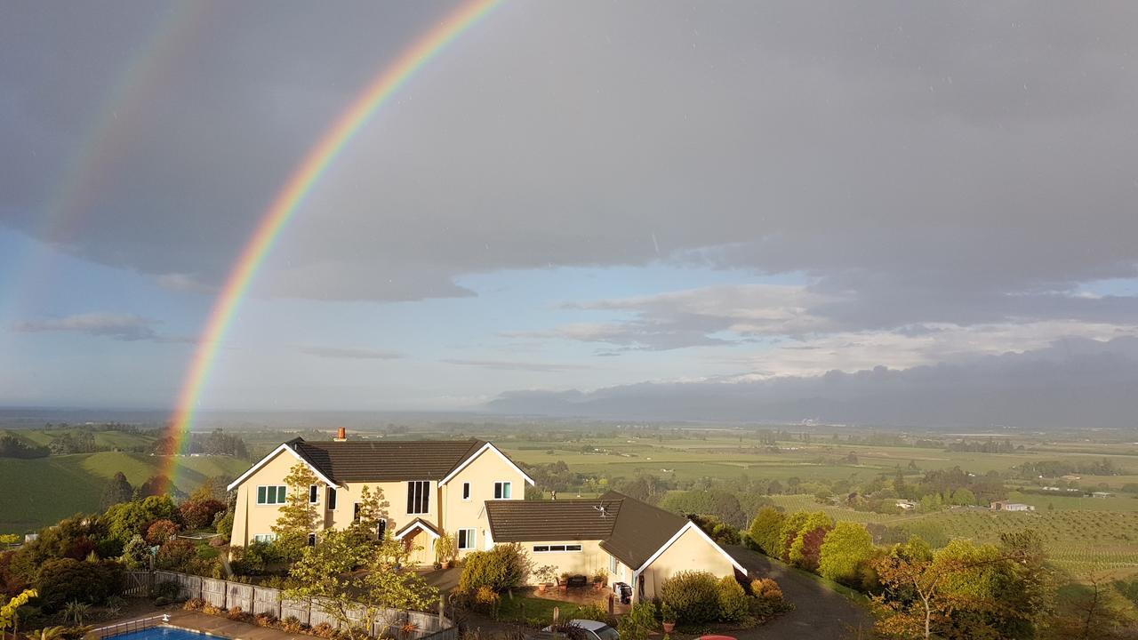 Golden Hills Farm Cottage Nelson Bagian luar foto